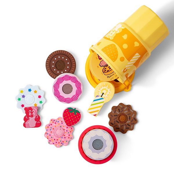 Melissa & Doug Play to Go Cake and Cookies Play Food Travel Toy in Cup with Fidget Toy Lid Melissa & Doug