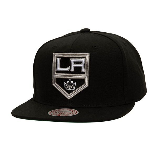 Кепка Mitchell & Ness Черная Лос-Анджелес Кингс Core Top Spot Snapback Mitchell & Ness