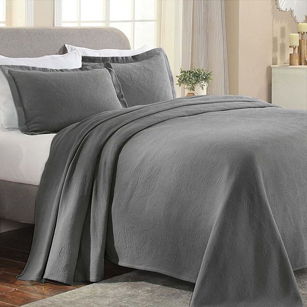 SUPERIOR Paisley Cotton All-Season Matelassé Bedspread Set with Shams Superior