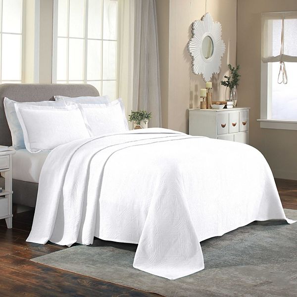 SUPERIOR Celtic Circle Textured Jacquard Matelassé Bedspread & Sham Set Superior