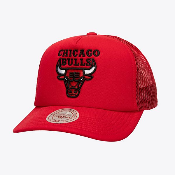 Кепка Mitchell & Ness Красная Chicago Bulls Core Evergreen OTC Trucker Mitchell & Ness