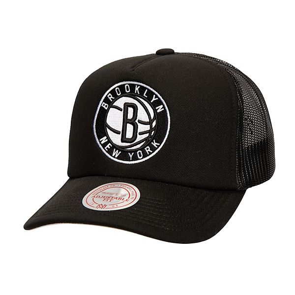 Кепка Mitchell & Ness Черная Brooklyn Nets Core Evergreen OTC Trucker Регулируемая Mitchell & Ness