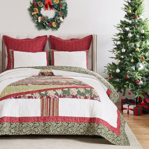 Greenland Home Fashions Christmas Tree Quilt & Sham Set Greenland Home Fashions