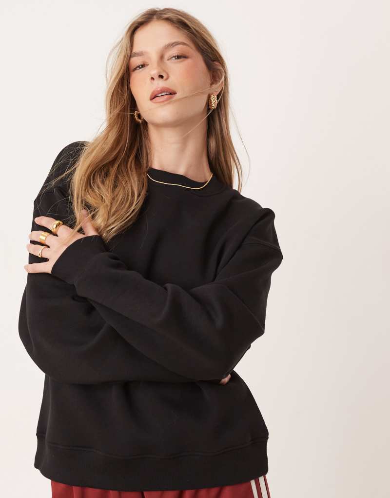 Gina Tricot oversized sweatshirt in black GINA TRICOT