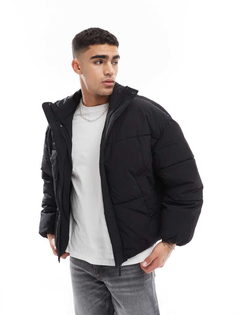 Pull&Bear puffer jacket in black Pull&Bear