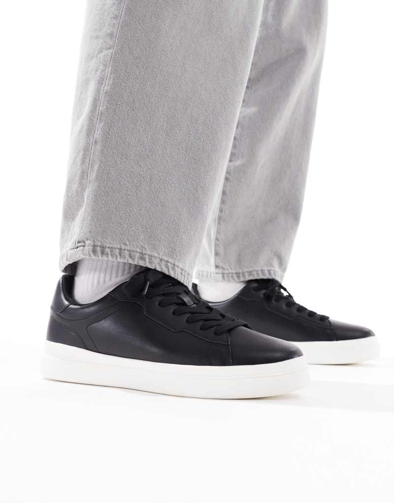 Pull&Bear lace up contrast sole sneakers in black  Pull&Bear