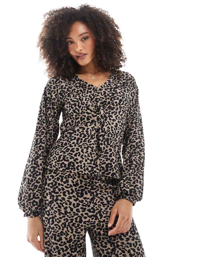 Vero Moda knot front jersey top in leopard print - part of a set VERO MODA