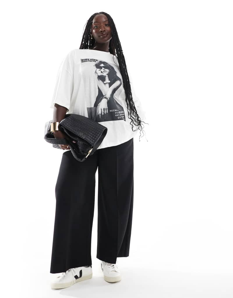 Yours pull on woven wide leg pants in black Yours