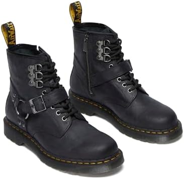 Ботинки Dr. Martens 1460 с металлической фурнитурой и регулируемым ремнем Dr. Martens