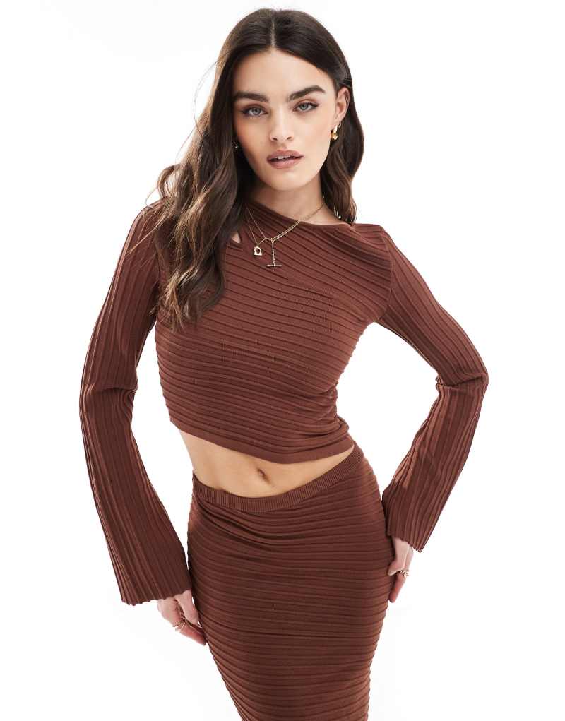 Bershka wide ribbed asymmetric knitted top in brown - part of a set Bershka