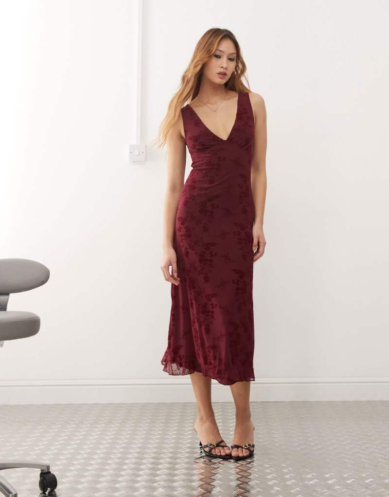 Motel Gabriela flocked floral V-neck midi dress in burgundy Motel