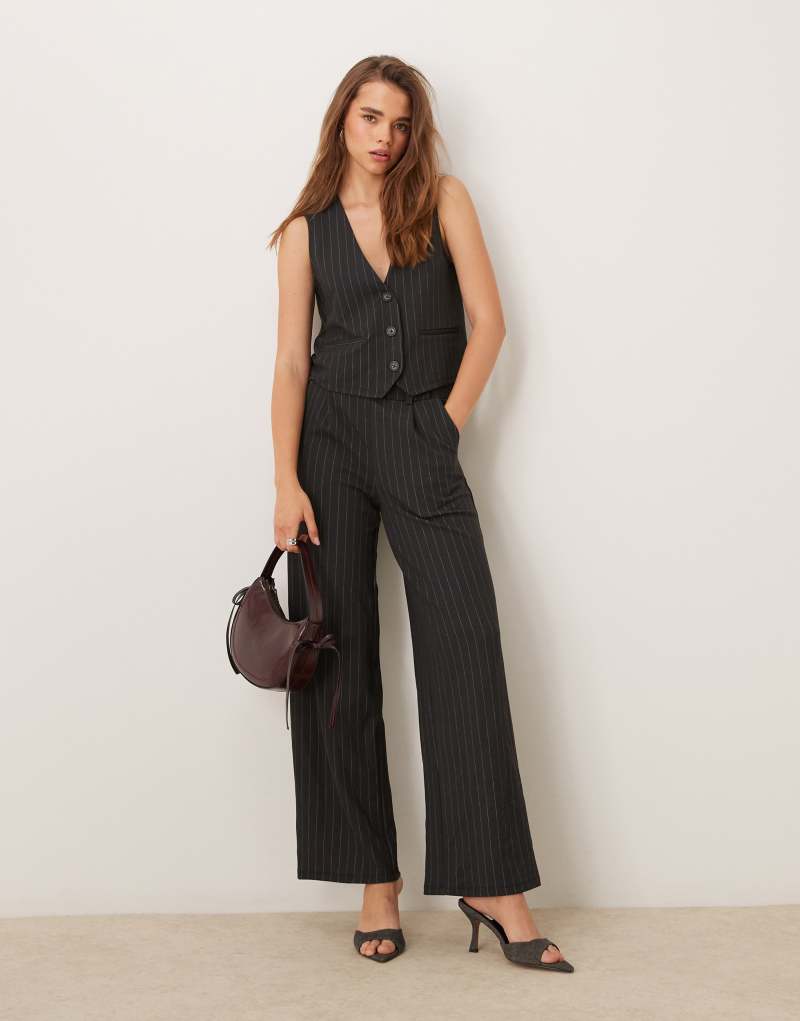 JDY wide leg pants in dark gray pinstripes - part of a set JDY