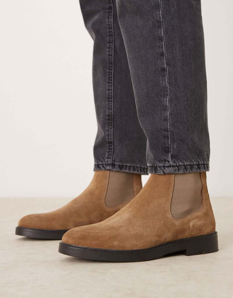 ASOS DESIGN chelsea boots in tan suede Asos Design