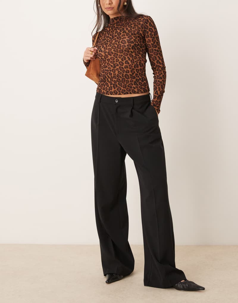 Gina Tricot tailored wide leg pants with pleat front in black GINA TRICOT