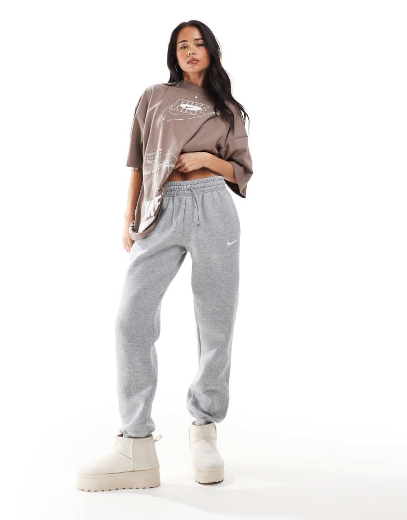 Nike Phoenix Fleece cuffed sweatpants in gray Nike