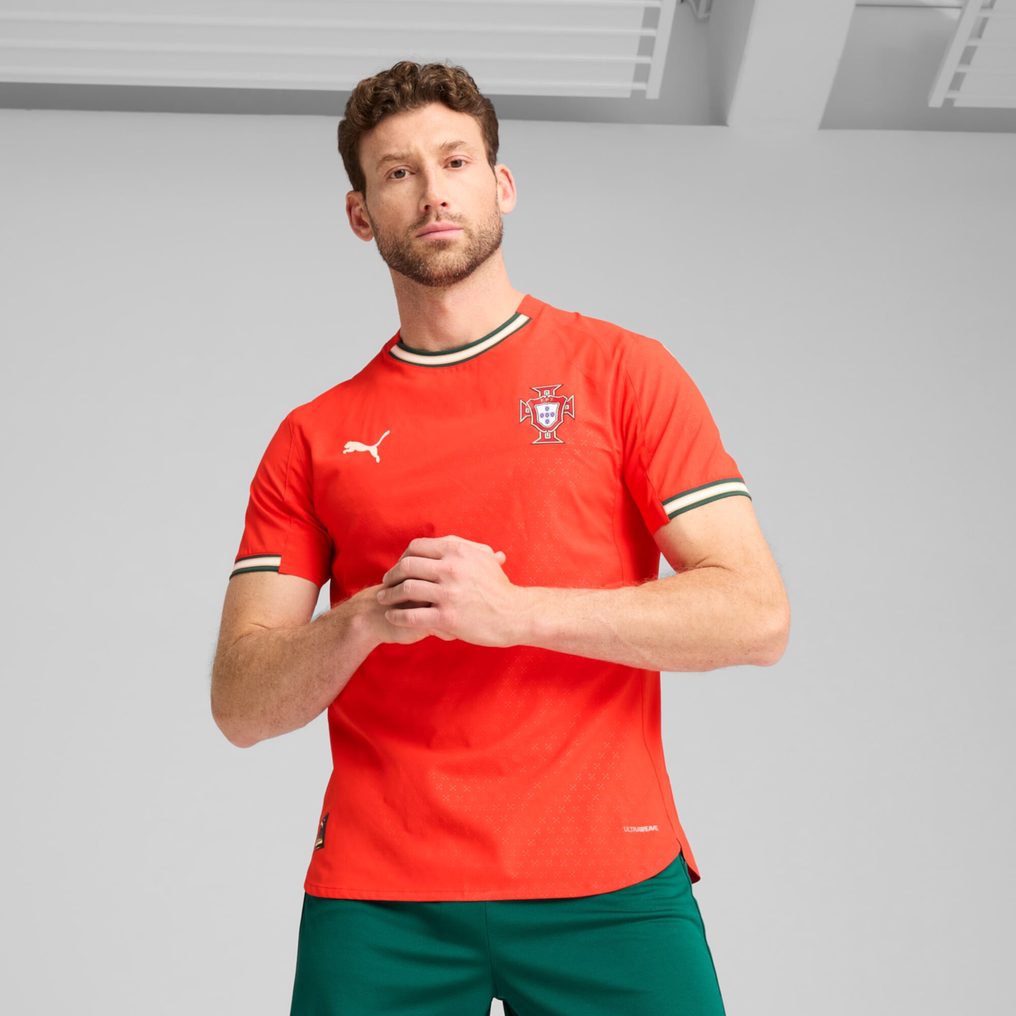 Футбольная форма Puma Португалия '25 Home Authentic для мужчин, ультралегкая ткань Puma