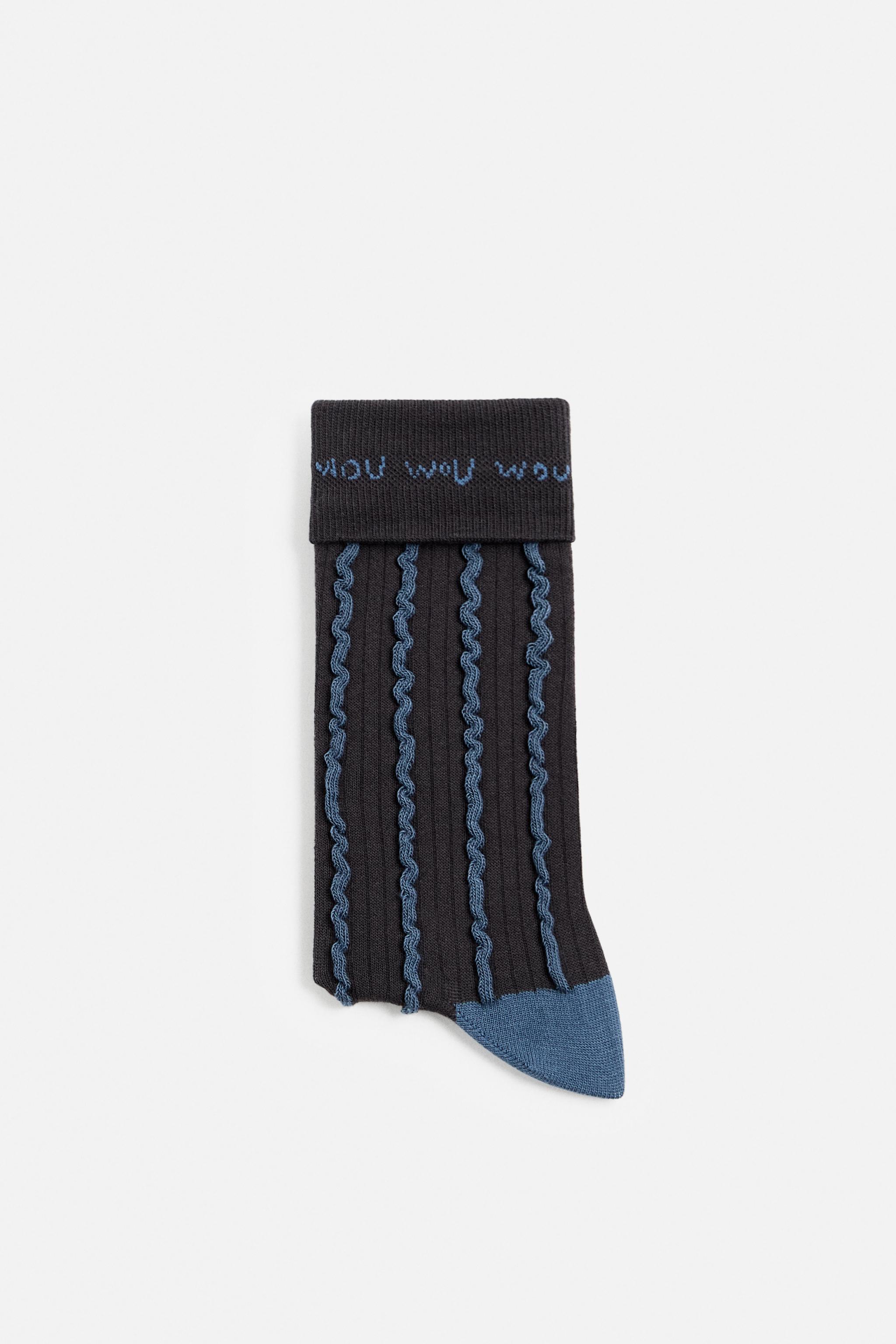 TEXTURED JACQUARD SOCKS Zara