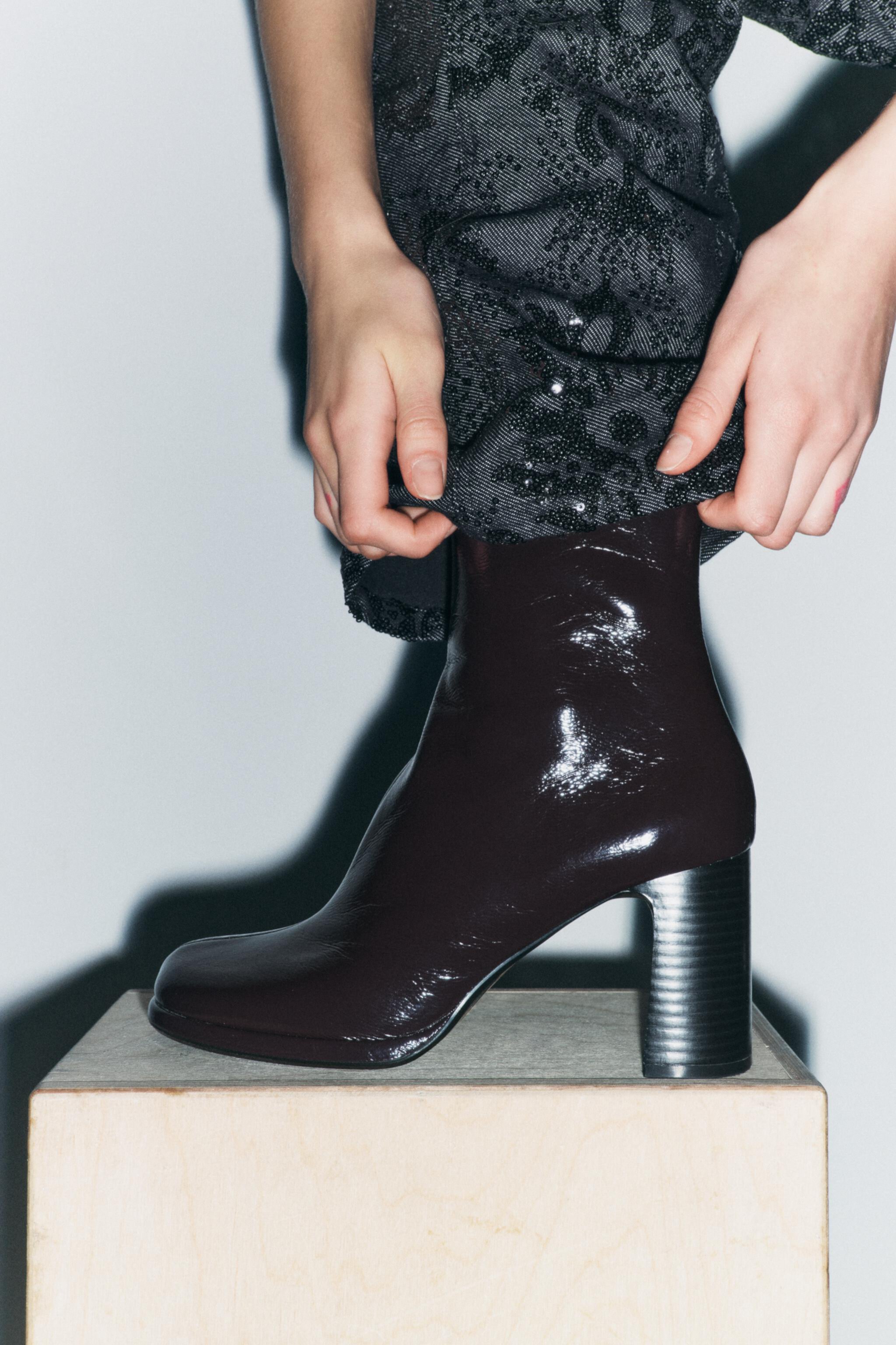 FAUX PATENT LEATHER HEELED ANKLE BOOTS Zara