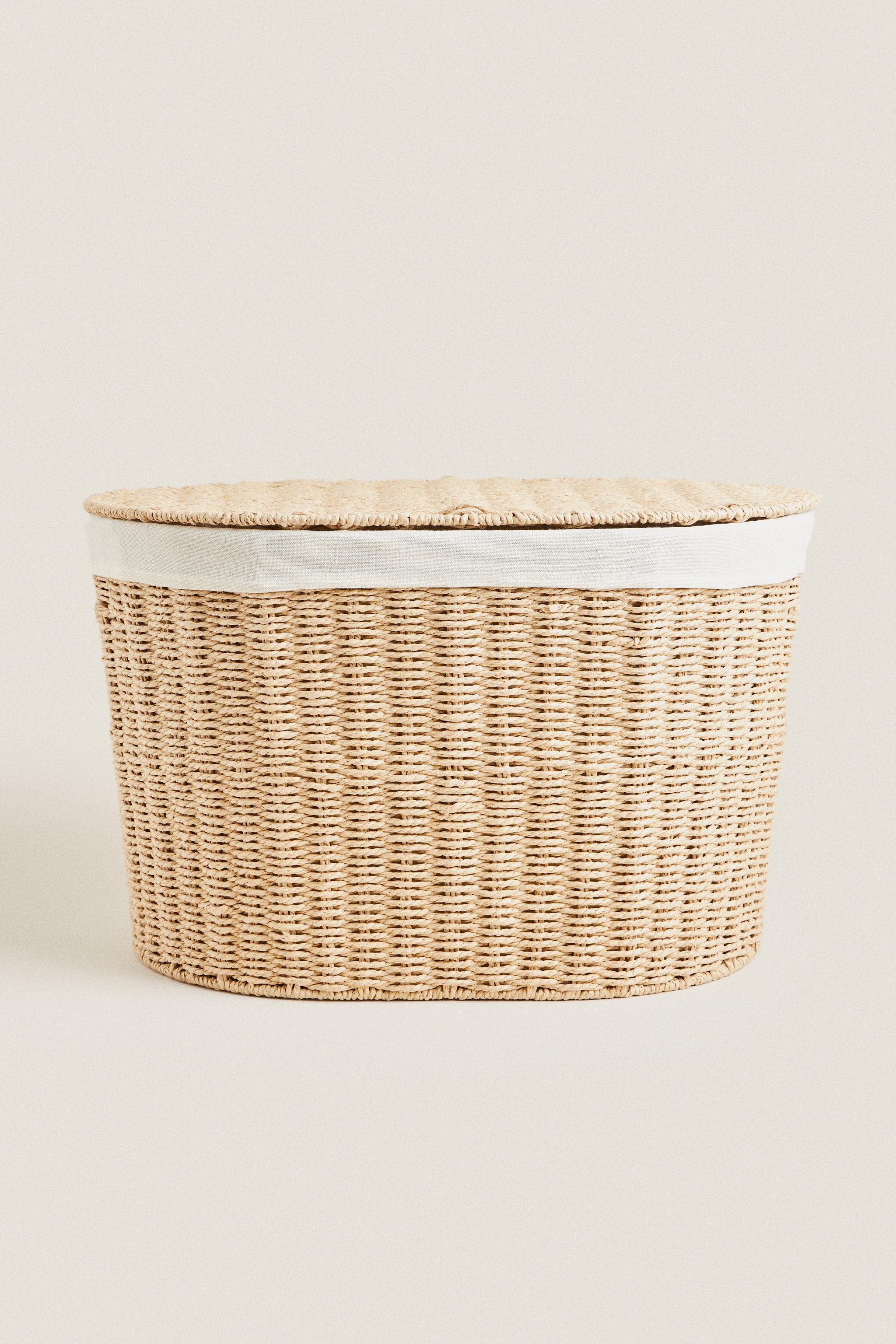 OVAL FABRIC-LINED LAUNDRY HAMPER Zara Home