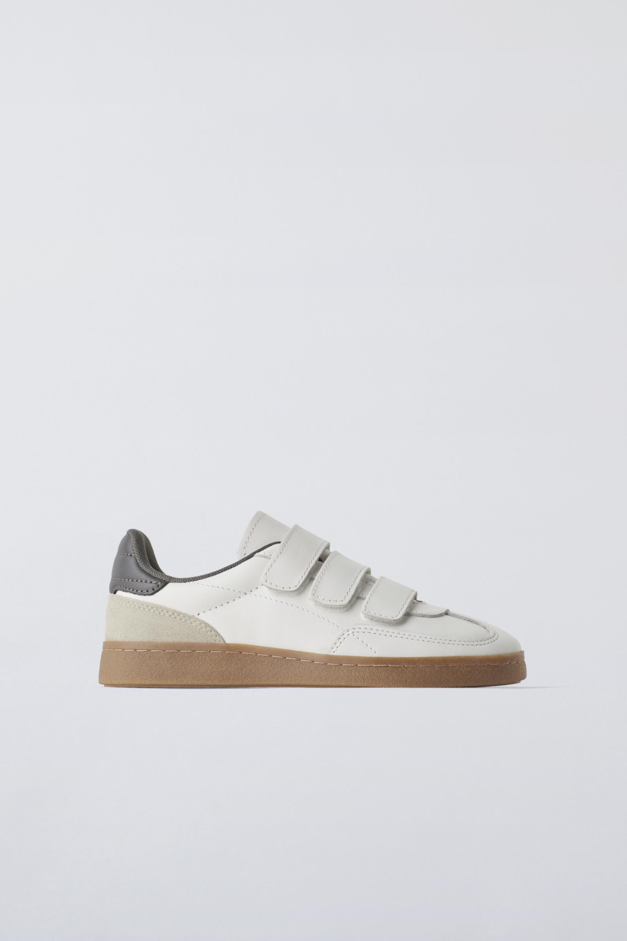 LEATHER SNEAKERS Zara