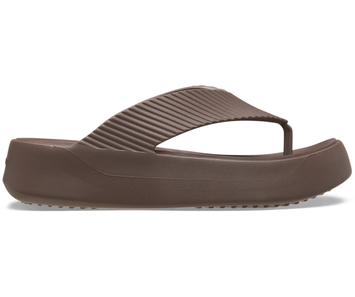 Сандалии Crocs Getaway Groove Platform Flip с технологией Free Feel и платформой 4 см Crocs