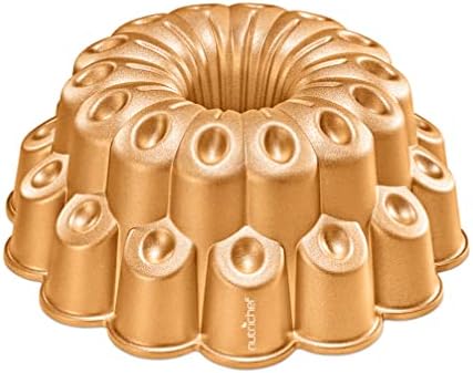 NutriChef 9-Inch Bundt Cake Pan - Heavy Die Cast Aluminum Baking Pan with 2 Layers of Professional Nonstick Coating - Fluted Flow Design for Uniform Baking & Browning, Dishwasher Safe - Gold NutriChef