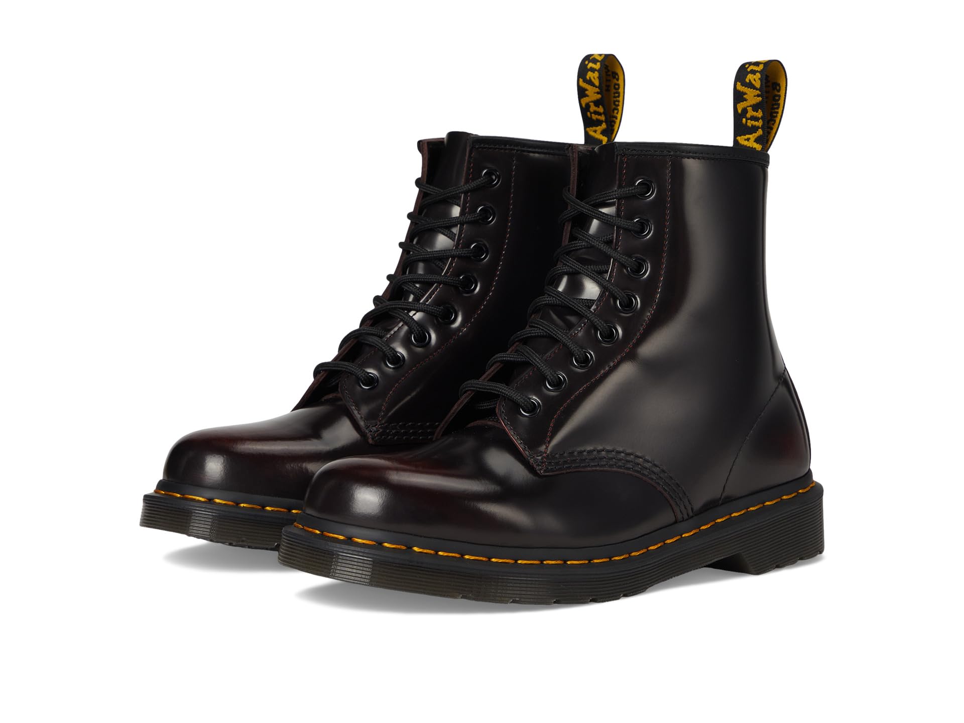 Ботинки Dr. Martens 1460 с кожаным верхом, амортизирующей подошвой и прочной конструкцией Dr. Martens