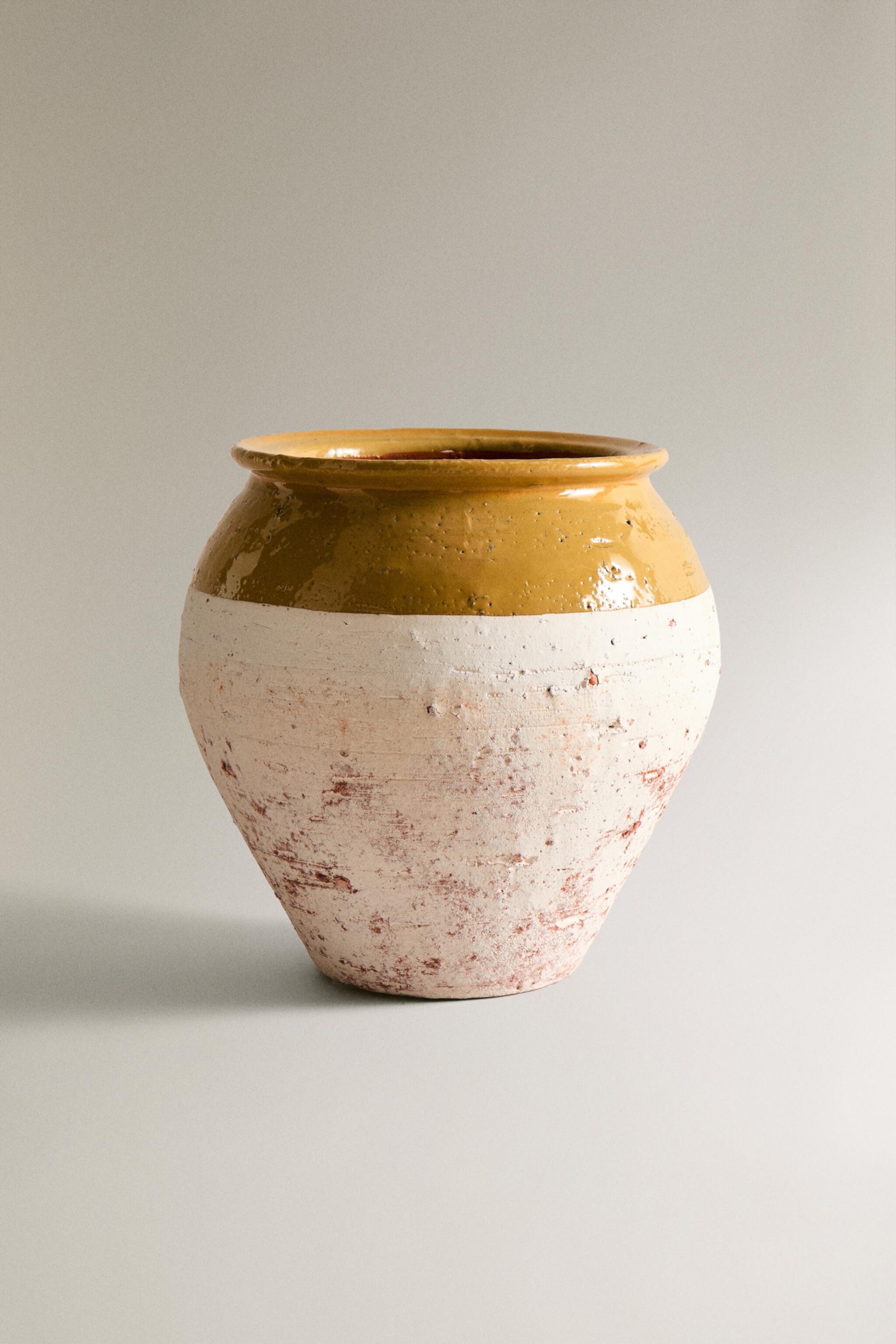 TERRACOTTA VASE Zara Home