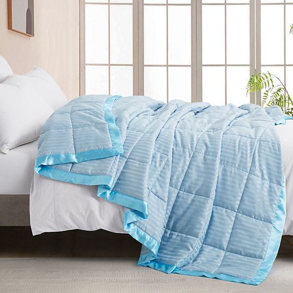 Unikome Hotel Collection Lightweight Down Alternative Blanket with Satin Trim All Season Design Unikome