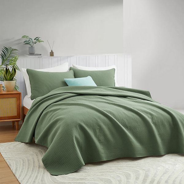 Unikome Ultra Soft Quilted Reversible Solid Quilt Set with Shams Unikome