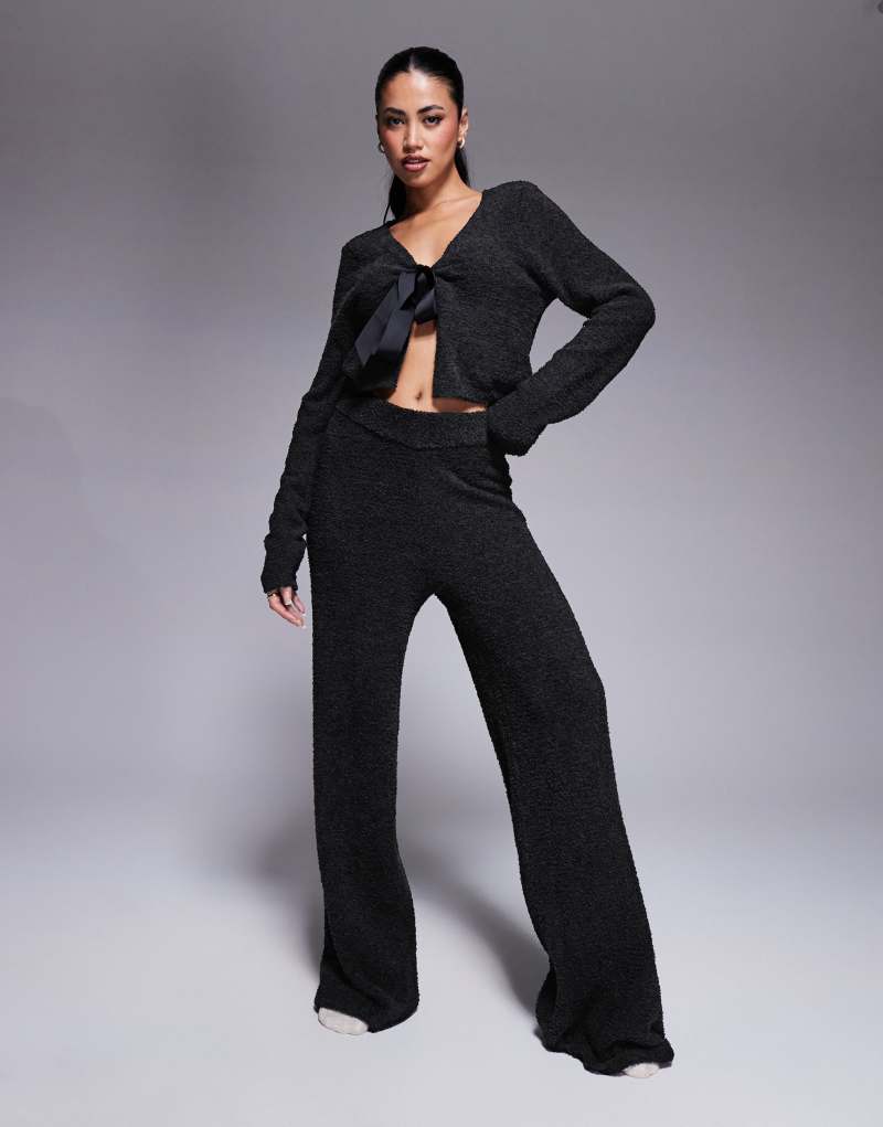 ASOS DESIGN lounge sock wide leg pants in black Asos Design