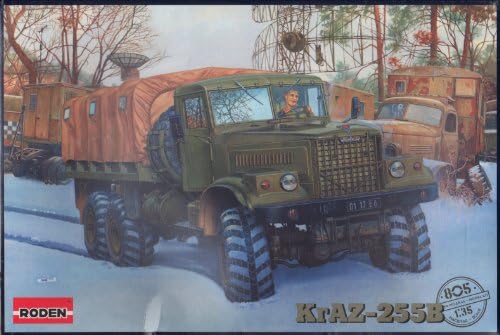 Пластиковая модель военного автомобиля Roden 805 Kraz 255B, набор для сборки без покраски Roden