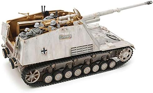 Модель танкового истребителя Nashorn 1/35 от Tamiya с 8.8 см орудием, 4 фигурками и 3 вариантами маркировки Tamiya