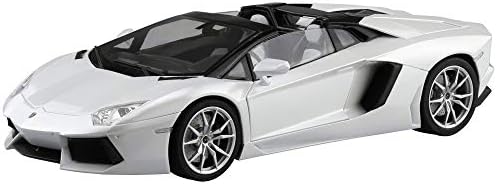 Aoshima 58664 Lamborghini Aventador LP700-4 Roadster 2012 1/24 Scale kit Aoshima