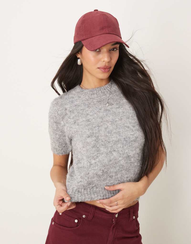 Gina Tricot fluffy knitted short sleeve sweater in gray melange Gina Tricot