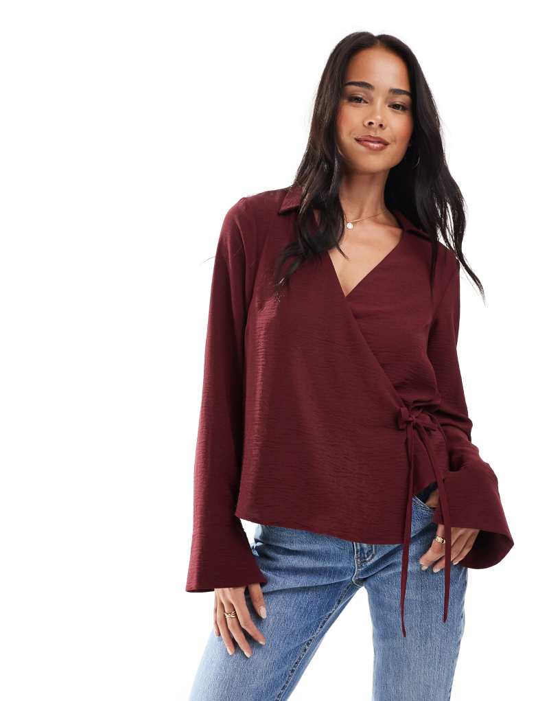 ONLY wrap detail shirt in red Only