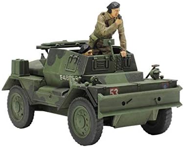 Сборная модель бронеавтомобиля Tamiya British Dingo II, масштаб 1/48, с фигурками водителя и командира Tamiya