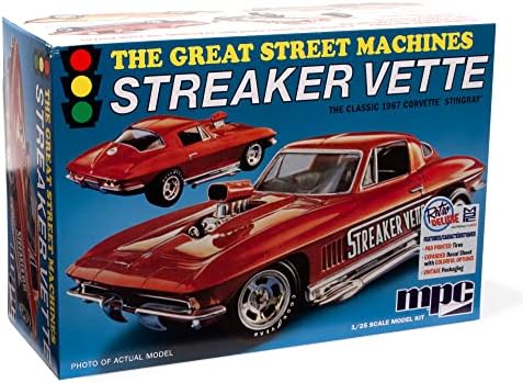 MPC 1967 Chevy Corvette Stingray Streaker Vette 1:25 Scale Model Kit Mpc