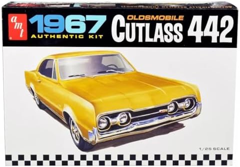 AMT 1967 Oldsmobile 442 1:25 Scale Model Kit Amt