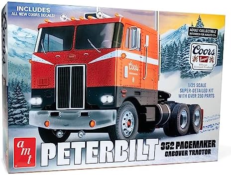 AMT Peterbilt 352 Pacemaker COE 1:25 Scale Model Kit Amt