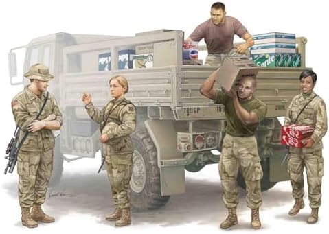 Trumpeter Modern US Soldiers Logistics Supply Team Figure Set, Scale 1/35, 5-Pack Trumpeter