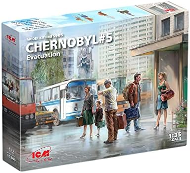 ICM 35905 Plastic Figure Model Kit Chernobyl#5. Extraction (2 Adults, 2 Children and Luggage) - Scale 1:35 Icm