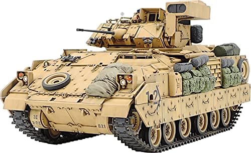 Tamiya 35264 Desert Storm 1: 35 U.S. M2 A2 Bradley IFV (2) Tamiya