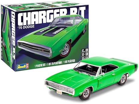 Revell 14561 1970 Dodge Charger R/T 1:25 Scale 117-Piece Skill Level 5 Model Building Kit Revell