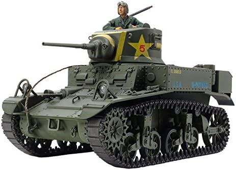 Сборная модель TAMIYA 1/35 Легкий танк M3 Stuart с детализированным корпусом, 37мм пушкой и фигуркой командира Tamiya