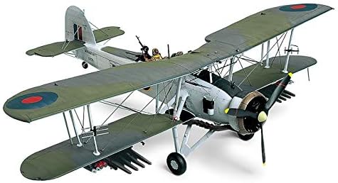 Сборная модель самолета Tamiya Fairey Swordfish Mk.II, масштаб 1/48, аксессуары: противокорабельные ракеты и дымовые буи Tamiya