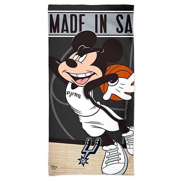 Пляжное полотенце Disney Spectra San Antonio Spurs с анимационным дизайном, 76 см x 152 см Unbranded