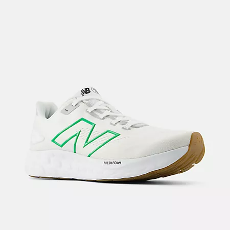 Кроссовки New Balance Fresh Foam 680v8 с амортизирующей подошвой, легким дизайном и дышащим верхом New Balance