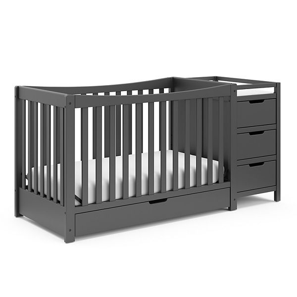 Graco Remi 4 in 1 Convertible Crib & Changer Graco