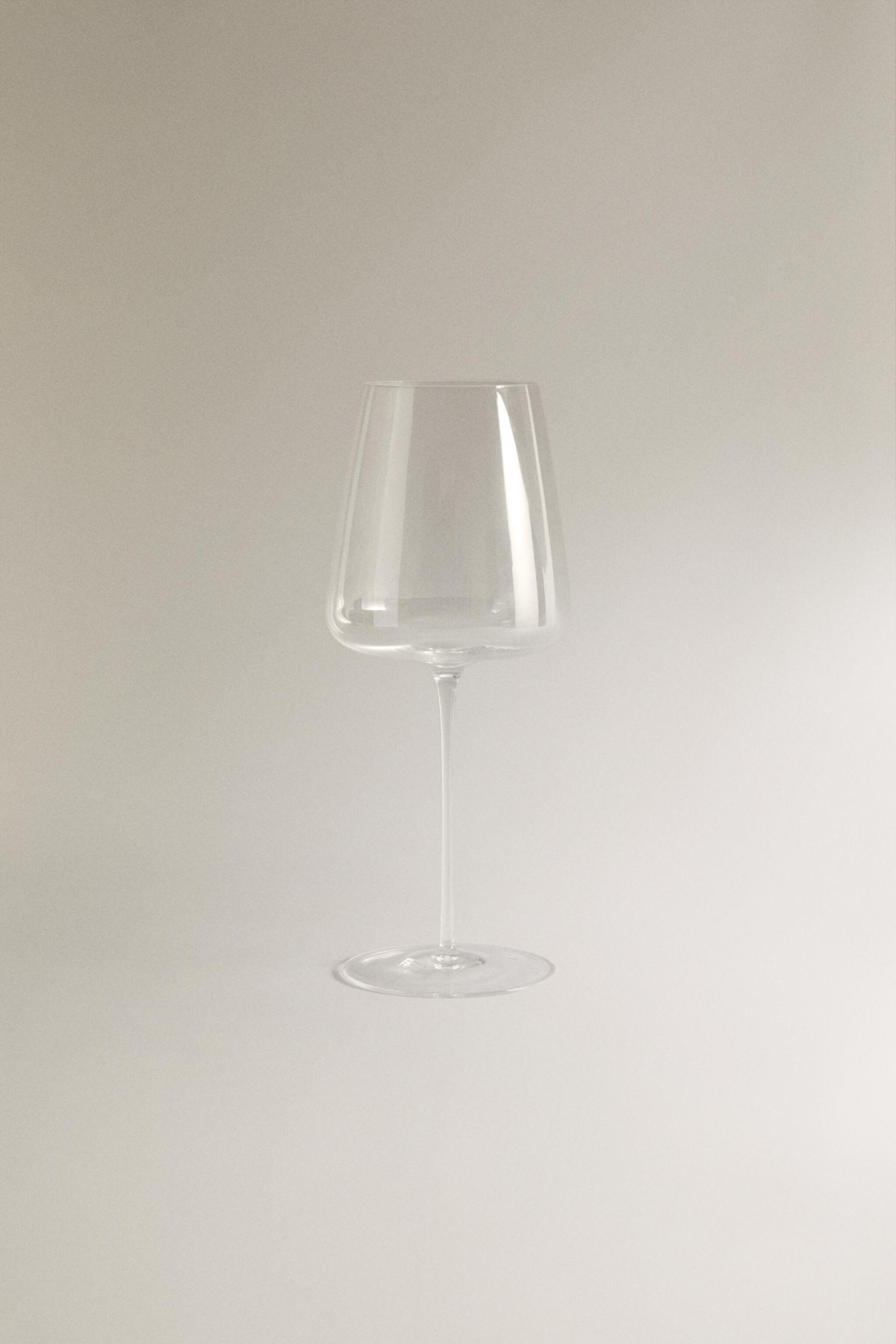 ULTRA LIGHTWEIGHT GLASS WINE GLASS Zara Home